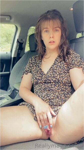 reallymaggiemay TikTok Girl Masturbation In Car Video